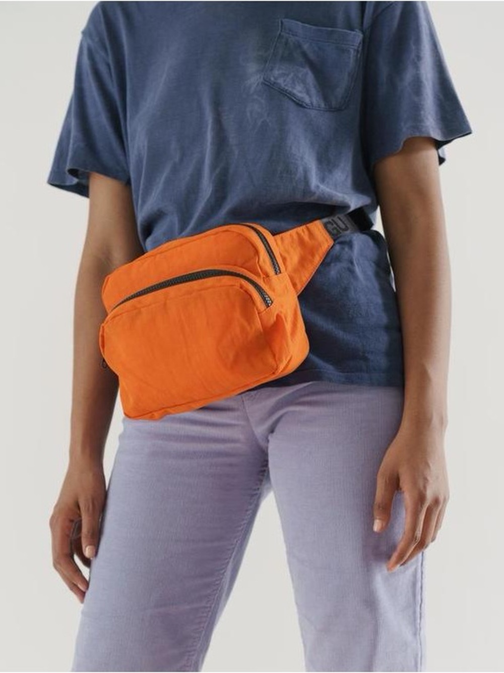 BAGGU NWT Nasturtium Bright Orange Crossbody Fanny Waist Bag with Black Strap - Picture 2 of 3